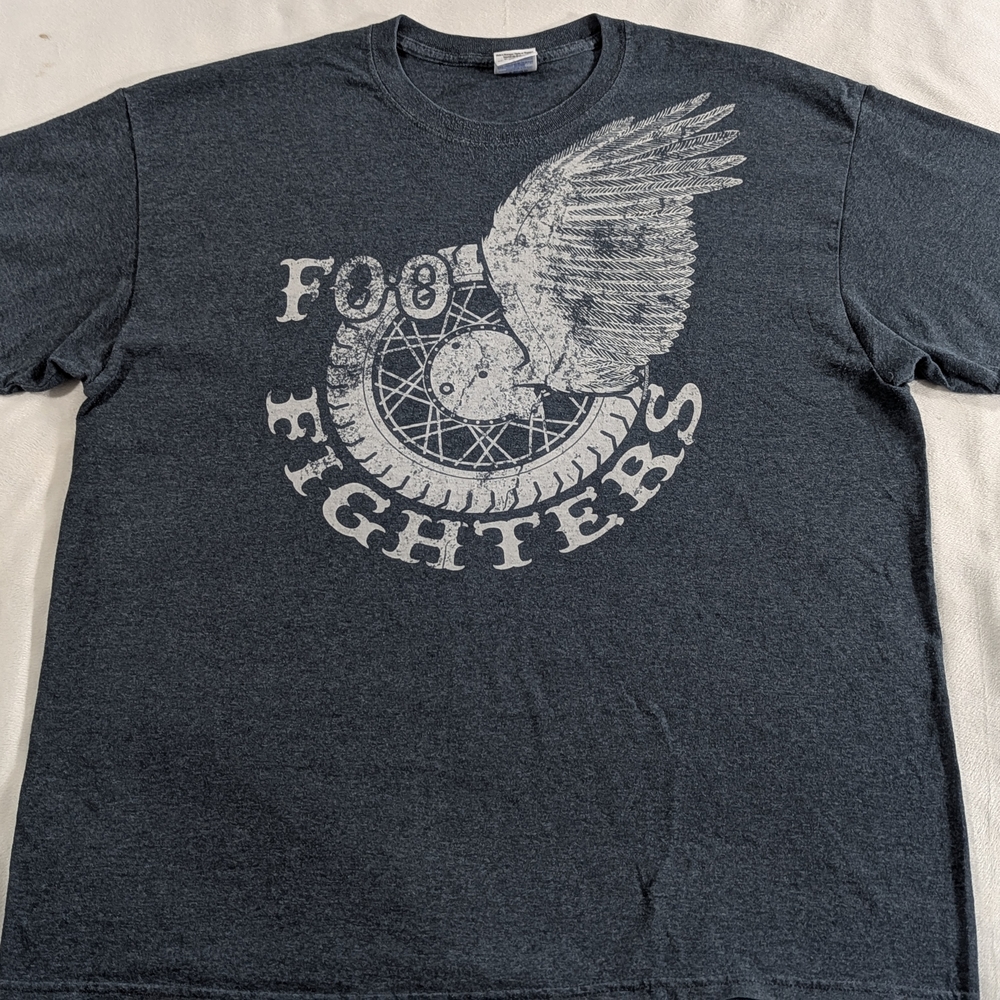 Gildan Dark Gray Short Sleeve Tee